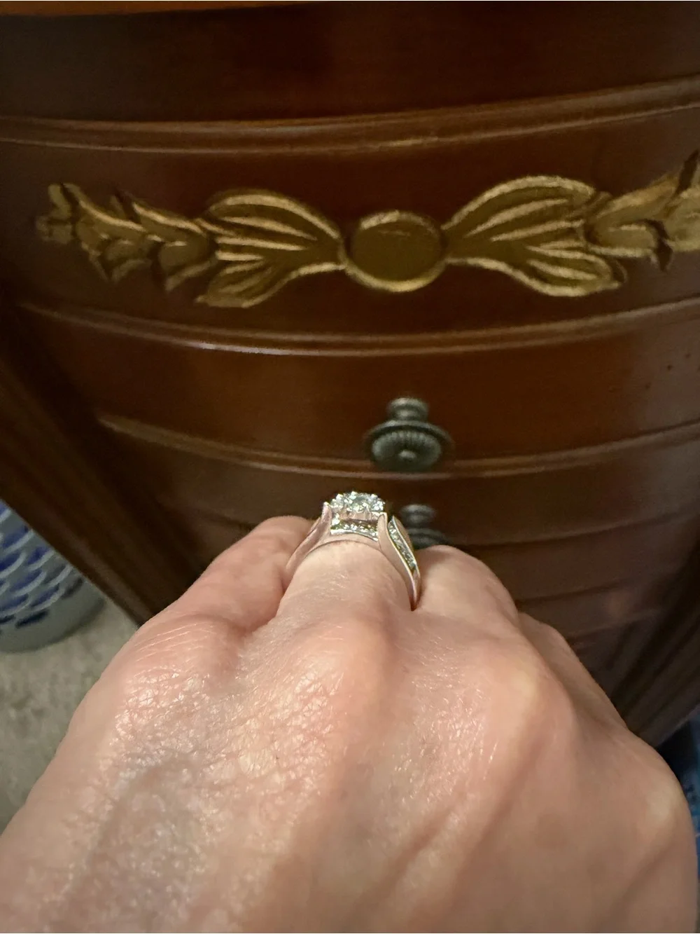 10k Genuine White Gold Cluster Genuine Diamond Ring - Size 7